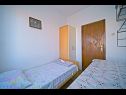 Apartments Pavo - 80 m from beach: A1(5) Postira - Island Brac  - Apartment - A1(5): bedroom