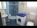 Apartments Marina - 50m from the beach: A1(4), A2(2) Supetar - Island Brac  - Apartment - A1(4): bathroom with toilet