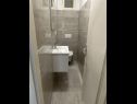 Apartments Senija - 150 m from beach: A1(4) Supetar - Island Brac  - Apartment - A1(4): bathroom with toilet