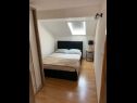 Apartments Draga - 15 m from sea: A3(2+1) Mastrinka - Island Ciovo  - Apartment - A3(2+1): bedroom