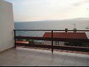 Apartments Kate - 35 m from sea : A1(6) Okrug Gornji - Island Ciovo  - Apartment - A1(6): terrace