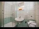 Apartments Miroslava - with pool: A1(4), A3(2+1), A4(5), A5(6+1) Okrug Gornji - Island Ciovo  - Apartment - A3(2+1): bathroom