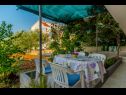 Apartments Ljuba - nice garden: A2(4+1) Plavi, A4(8+1), A1(2+2) Okrug Gornji - Island Ciovo  - Apartment - A1(2+2): terrace