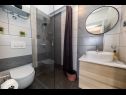 Apartments Hanka - great location & parking spot: A1(4) Crikvenica - Riviera Crikvenica  - Apartment - A1(4): bathroom