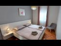 Apartments Mari A1(2) - mali, A2(4) - veliki Crikvenica - Riviera Crikvenica  - Apartment - A2(4) - veliki: bedroom