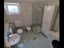 Apartments Mili - seaview: A1(6+2) Veli Rat - Island Dugi otok  - Apartment - A1(6+2): bathroom with toilet