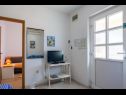 Apartments Perka - peaceful and quiet: A2(2+2) Vrboska - Island Hvar  - Apartment - A2(2+2): detail