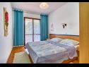 Apartments Pero - 80 m from sea: A1(6), A2(2), A3(2) Mali Losinj - Island Losinj  - Apartment - A1(6): bedroom