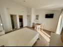 Apartments Via - 250 m from sea: SA2(2), SA3(2), SA4(2), SA1(2) Brela - Riviera Makarska  - Studio apartment - SA4(2): interior