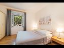 Apartments Horizont - 150 m from pebble beach: A1-Filip(4+2), A2-Mario(4+2) Brist - Riviera Makarska  - Apartment - A2-Mario(4+2): bedroom