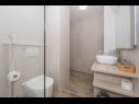 Apartments Mari - 40m from the beach: A1(4+2) , A2(2+2), A3(2+2), A4(2+2), A5(2+2), A6(4+2) Makarska - Riviera Makarska  - Apartment - A2(2+2): bathroom with toilet