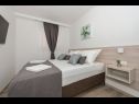 Apartments Mari - 40m from the beach: A1(4+2) , A2(2+2), A3(2+2), A4(2+2), A5(2+2), A6(4+2) Makarska - Riviera Makarska  - Apartment - A3(2+2): bedroom