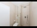 Apartments Mari - 40m from the beach: A1(4+2) , A2(2+2), A3(2+2), A4(2+2), A5(2+2), A6(4+2) Makarska - Riviera Makarska  - Apartment - A3(2+2): bathroom with toilet