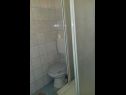 Apartments Zorica - with view: A1(4+1), SA2(2+1), SA3(2+1), SA4(2+1), A5(10+1) Marusici - Riviera Omis  - Apartment - A1(4+1): bathroom with toilet