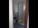 Apartments Zorica - with view: A1(4+1), SA2(2+1), SA3(2+1), SA4(2+1), A5(10+1) Marusici - Riviera Omis  - Studio apartment - SA2(2+1): bathroom with toilet
