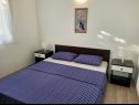 Apartments Mare - 50 m from beach: A1 Mijo (6+1), A2 Petar (2+2), A3 Katja (2+2) Mandre - Island Pag  - Apartment - A2 Petar (2+2): bedroom