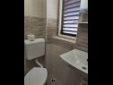 Apartments Nives - great location: A1(6), A5(2), A6(2), A7(2), A2(4), A3(3), A4(3) Novalja - Island Pag  - Apartment - A2(4): bathroom with toilet