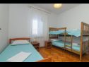 Apartments Krešo - 100 m from sea A1 desni(4), A2 lijevi(5), A3(2) Tkon - Island Pasman  - Apartment - A2 lijevi(5): bedroom