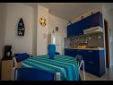Apartments Daju - 3 colours: A1 plavi(2+2), A2 žuti(4+1), A3 narančasti(2) Zdrelac - Island Pasman  - Apartment - A1 plavi(2+2): kitchen and dining room