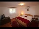 Apartments Anna - great location & family friendly: A1(4), A3(4) Pirovac - Riviera Sibenik  - Apartment - A3(4): bedroom