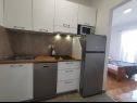Apartments Kati - 150 m from beach: A2(4), A4(2), SA3(2), SA5(2), SA6(2) Vodice - Riviera Sibenik  - Studio apartment - SA6(2): kitchen