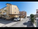 Apartments Niko - modern: SA1(2), A2(2+2), A3(2+2), A4(4+2) Kastel Luksic - Riviera Split  - house