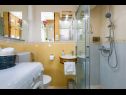Apartments Jurica - 100 m from sea: A1(4+2), SA2(2), A3(2+2) Kastel Novi - Riviera Split  - Apartment - A3(2+2): bathroom with toilet