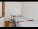 Apartments Jurica - 300 m from sea: A1 Lea(2+1), A2 Roko(2+1) Split - Riviera Split  - bedroom
