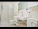 Apartments Ginestra - central, cosy and modern : A1(4) Split - Riviera Split  - Apartment - A1(4): bathroom with toilet