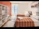 Apartments Danica - panoramic view : A1(2+2) Split - Riviera Split  - Apartment - A1(2+2): bedroom