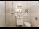 Apartments Ivica - 100m from the sea A1(2+2), A2(2+2), A3(2+2), A4(2+2), A5(3+2) Drvenik Veli (Island Drvenik Veli) - Riviera Trogir  - Apartment - A2(2+2): bathroom with toilet