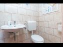 Holiday home Rafaeli - with pool: H(8) Marina - Riviera Trogir  - Croatia - H(8): bathroom with toilet