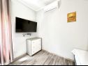 Apartments Mia - with pool: A1(4) Marina - Riviera Trogir  - Apartment - A1(4): bedroom