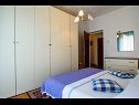 Apartments VV A1(2+1), A2(5), A3(7) Seget Vranjica - Riviera Trogir  - Apartment - A3(7): bedroom