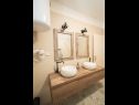 Apartments Ani - with pool and hot tub: A1(6), SA1 Zapadni(2), SA2 Sjeverni(2), A3 Juzni(5) Seget Vranjica - Riviera Trogir  - Apartment - A1(6): bathroom with toilet
