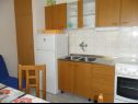 Apartments Gor A1(2+2), B2(2+2) Sevid - Riviera Trogir  - Apartment - A1(2+2): kitchen and dining room