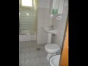 Apartments Gor A1(2+2), B2(2+2) Sevid - Riviera Trogir  - Apartment - A1(2+2): bathroom with toilet