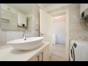 Apartments Dora - free parking: A1(4), SA2(3), A3(2+2) Trogir - Riviera Trogir  - Apartment - A3(2+2): bathroom with toilet