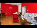 Apartments Bepoto - family apartment with terrace A1(4+1) Trogir - Riviera Trogir  - Apartment - A1(4+1): living room