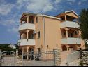 Apartments Antonija - fitness: SA1(2), A2(2+2), SA3(2+1), A4(2+2) Vinisce - Riviera Trogir  - house