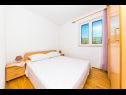 Apartments A1(2+2), A2(2+1) Vinisce - Riviera Trogir  - Apartment - A1(2+2): bedroom