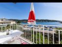 Apartments Jere - 30 m from beach: A1(4+1), A2(2+1) Vinisce - Riviera Trogir  - Apartment - A1(4+1): terrace view