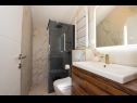 Holiday home Stone house with jacuzzi H(2) Lukoran - Island Ugljan  - Croatia - H(2): bathroom with toilet