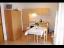 Apartments Ivan - 300 m from sea: A3(2), A4(2), SA5(2), A6(2) Nin - Zadar riviera  - Apartment - SA5(2): interior