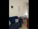 Apartments Dobri - 500 m from beach: A5(2), A4(2+2), A3(2+2), A2(2+2), A6(2+1) Sabunike - Zadar riviera  - Apartment - A5(2): living room