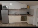 Apartments Sime - sea view: A1(4+1) Vrsi - Zadar riviera  - Apartment - A1(4+1): kitchen