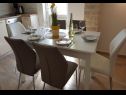 Apartments Sime - sea view: A1(4+1) Vrsi - Zadar riviera  - Apartment - A1(4+1): dining room