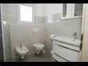 Apartments Miki - 50 M from the beach : A1(4+1), A2(4+1), A3(4+1) Zadar - Zadar riviera  - Apartment - A3(4+1): bathroom with toilet