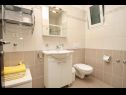 Apartments Eddie - great location & comfor: A1(4), A2(4), A3(4), A4(4) Zadar - Zadar riviera  - Apartment - A3(4): bathroom with toilet
