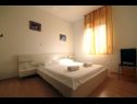 Apartments Eddie - great location & comfor: A1(4), A2(4), A3(4), A4(4) Zadar - Zadar riviera  - Apartment - A3(4): bedroom